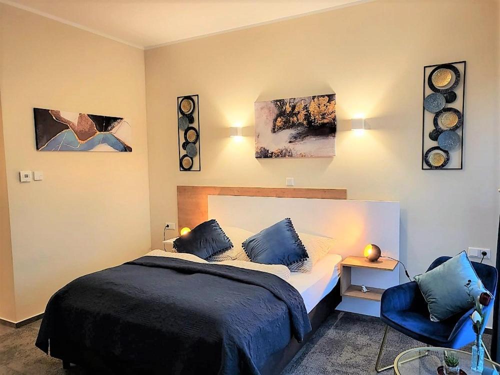 Likedaheim Apartments Rosbach vor der Höhe Esterno foto